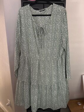 Light Sage Floral Tie-Front Tiered Women's Dress